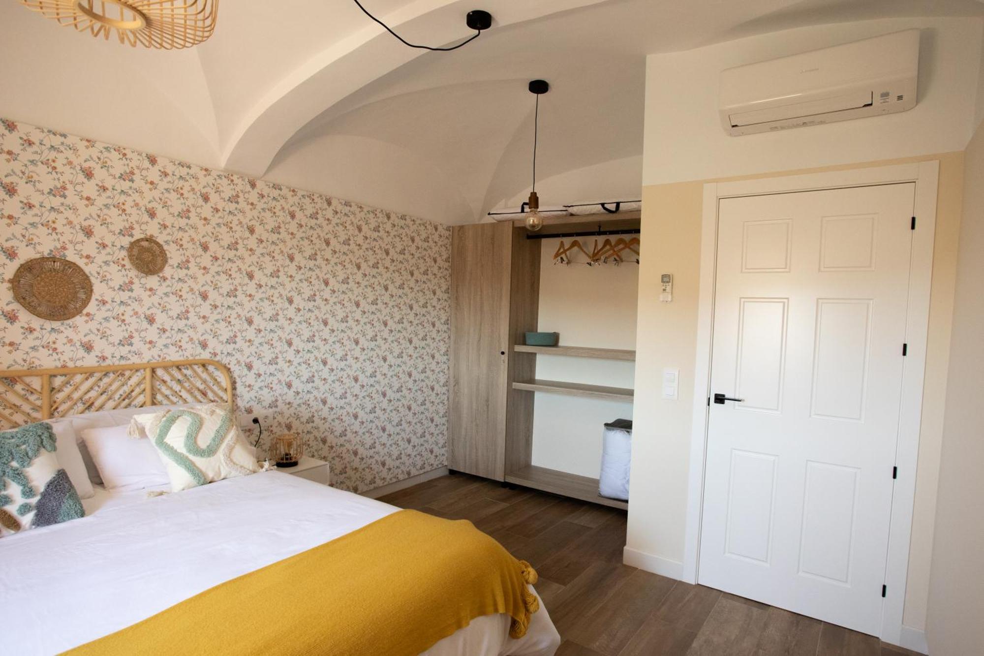 Apartamento Baluarte De Los Pozos Caces Екстериор снимка
